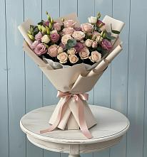 Букет цветов из:  Розы и Лизиантусы в Кашхатау