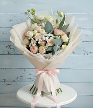 Букет цветов из:  Розы и Лизиантусы в Кашхатау
