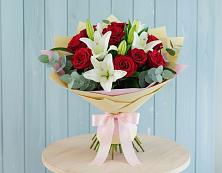 Букет цветов из:  Лилии и Розы в Кашхатау