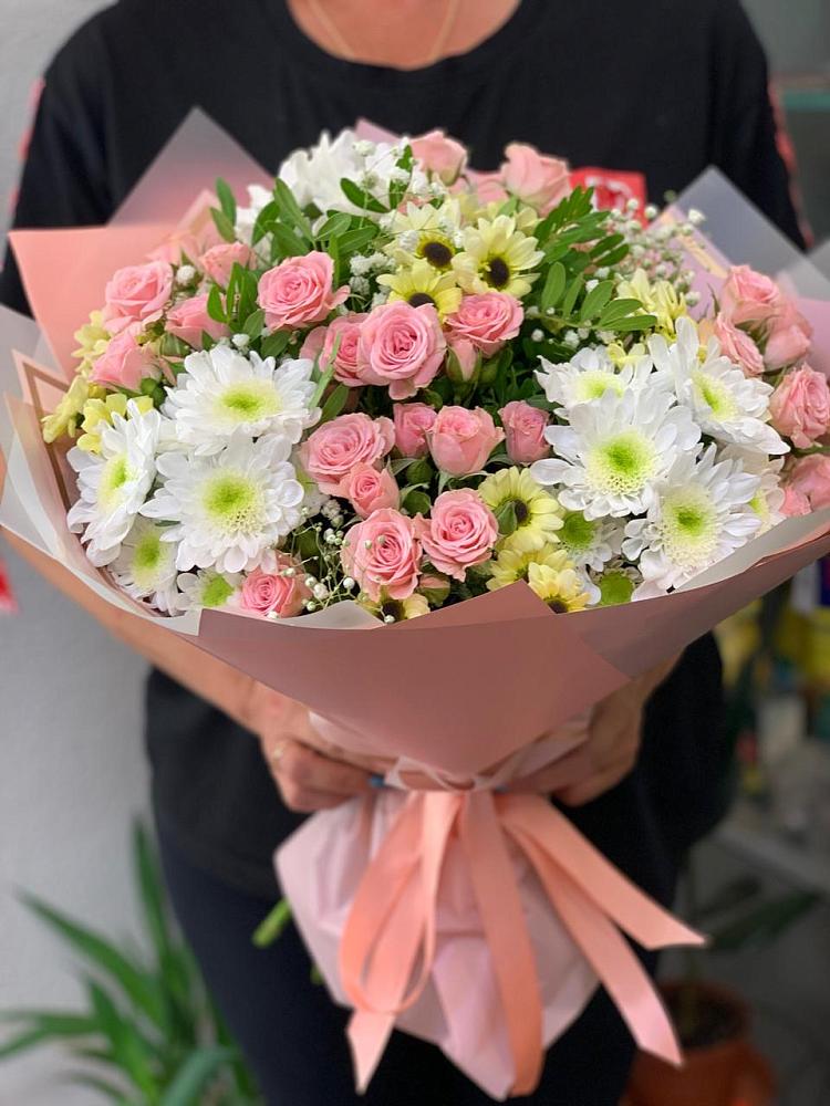 Букет цветов из: Розы и Хризантемы в Кашхатау