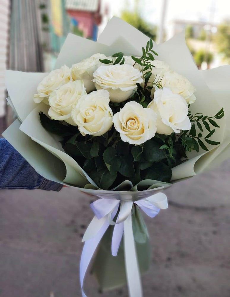 Букет Белые розы Проуд в Кашхатау
