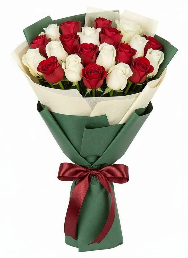 Букет Микс из красных и белых роз в Кашхатау