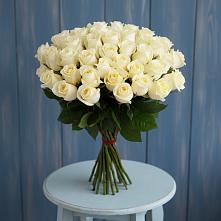 Букет 51 Белая роза Эдлесс Лав в Кашхатау