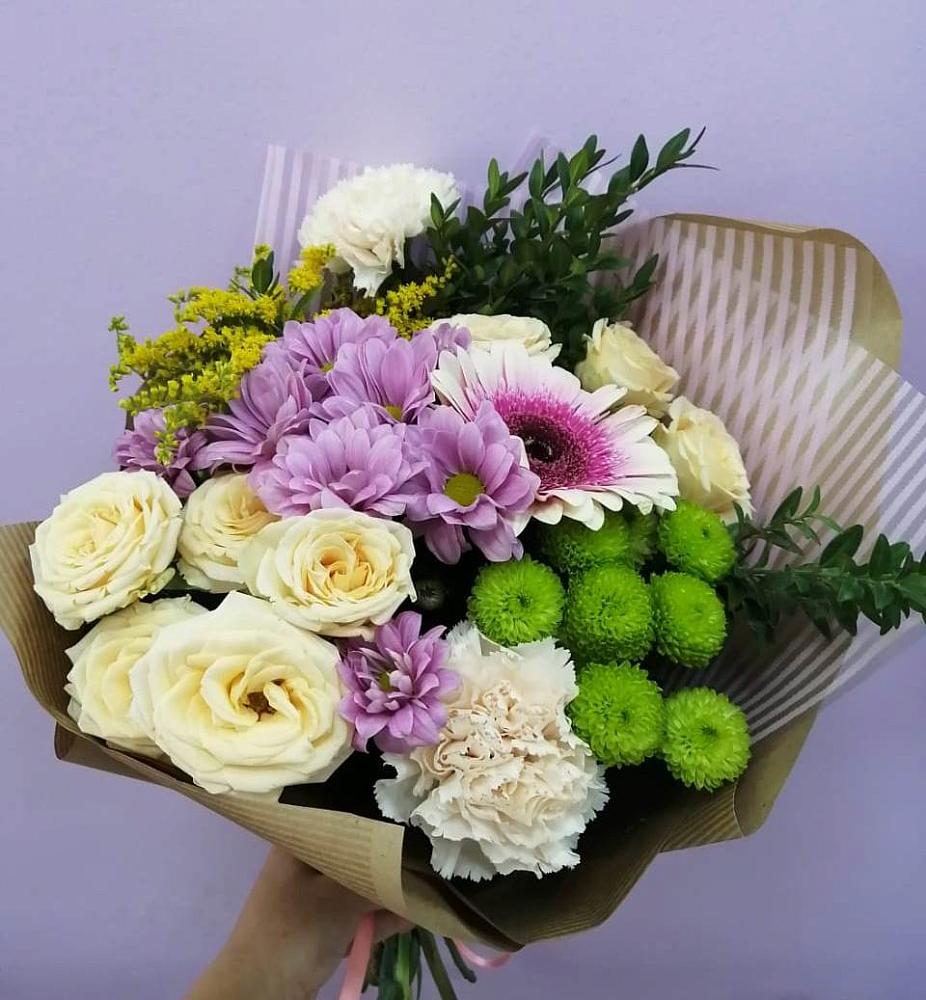 Букет цветов из: Хризантемы, Розы, Гвоздики и Герберы в Кашхатау