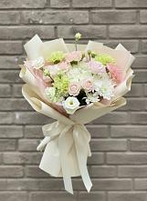 Букет цветов из:  Гвоздики, Розы, Лизиантусы и Хризантемы в Кашхатау