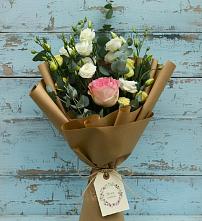 Букет цветов из:  Розы и Лизиантусы #REPLACE_PRED# Кашхатау